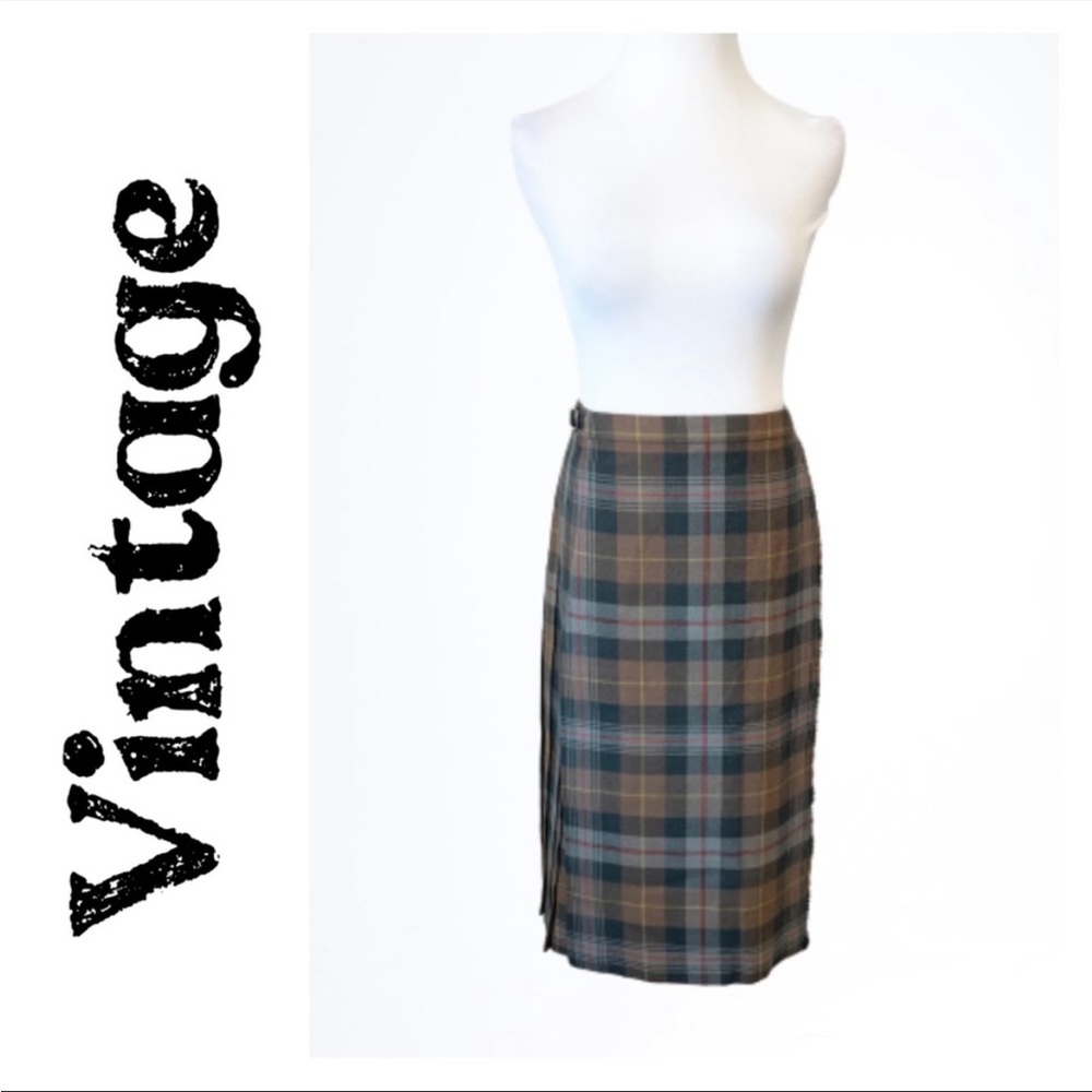 VINTAGE Pure Wool Kilt Made in Scotland Size Small